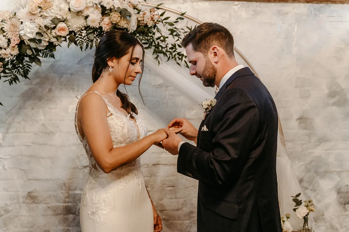 Jenny & Chris – Hochzeit im Patentkrug, Die Trauung (Bild 22 von 47)